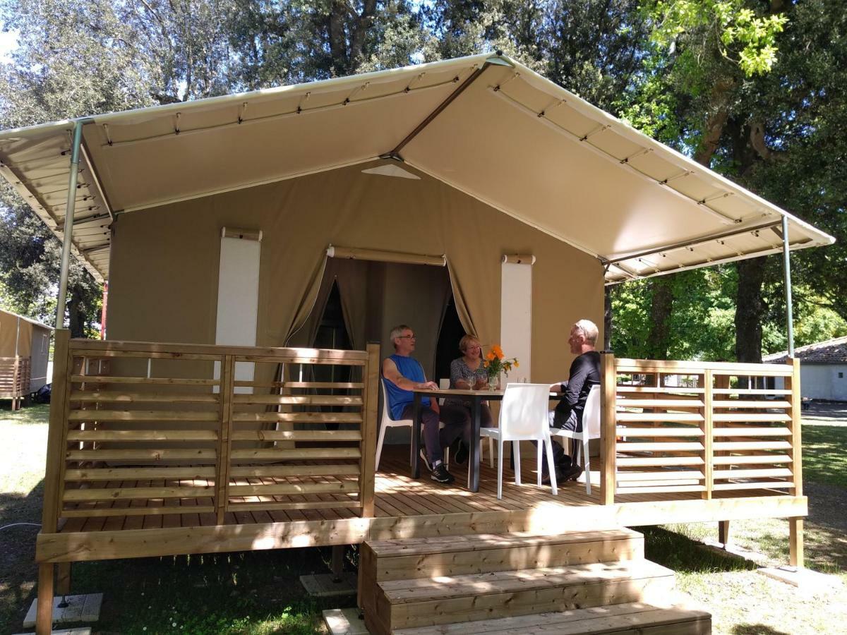 Camping Le Sorlut Cozes المظهر الخارجي الصورة